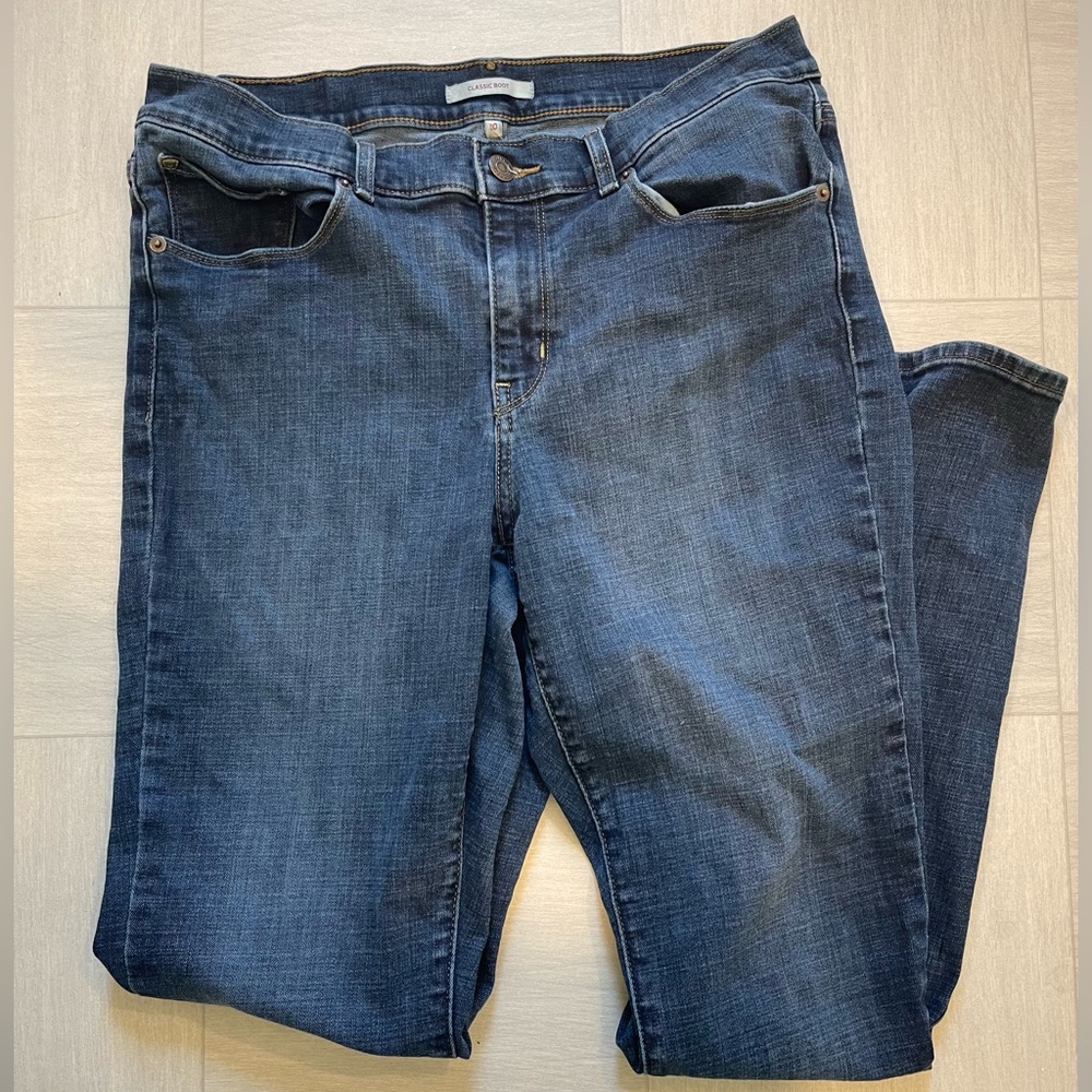Women’s Levi’s Jeans